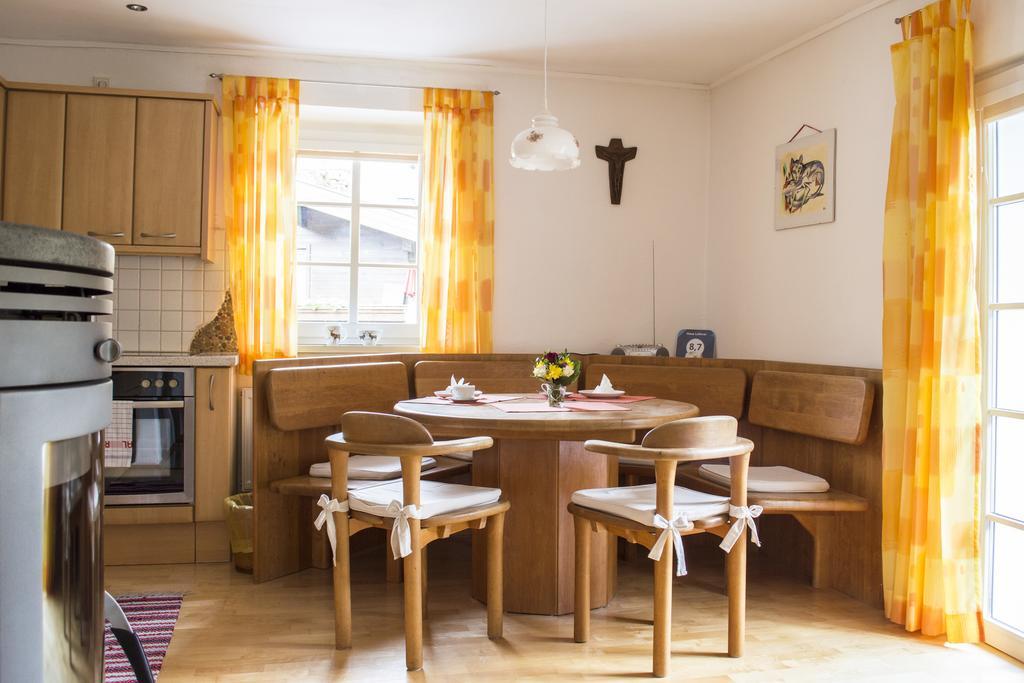 Haus Loferer Lejlighed Sankt Martin bei Lofer Eksteriør billede