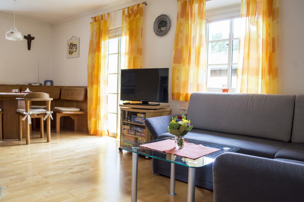 Haus Loferer Lejlighed Sankt Martin bei Lofer Eksteriør billede
